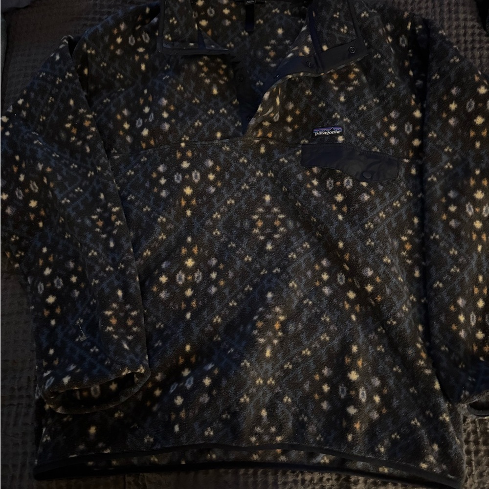 Patagonia Dark Patterned Fleece Jacket